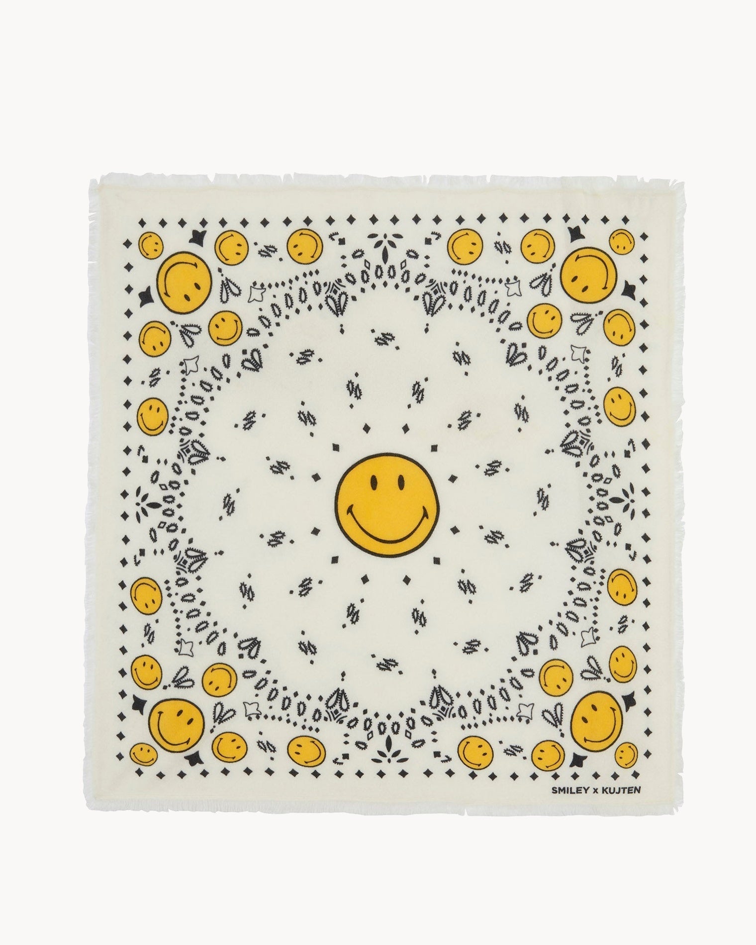 KUJTEN Large Bandana Hachiko Smiley White