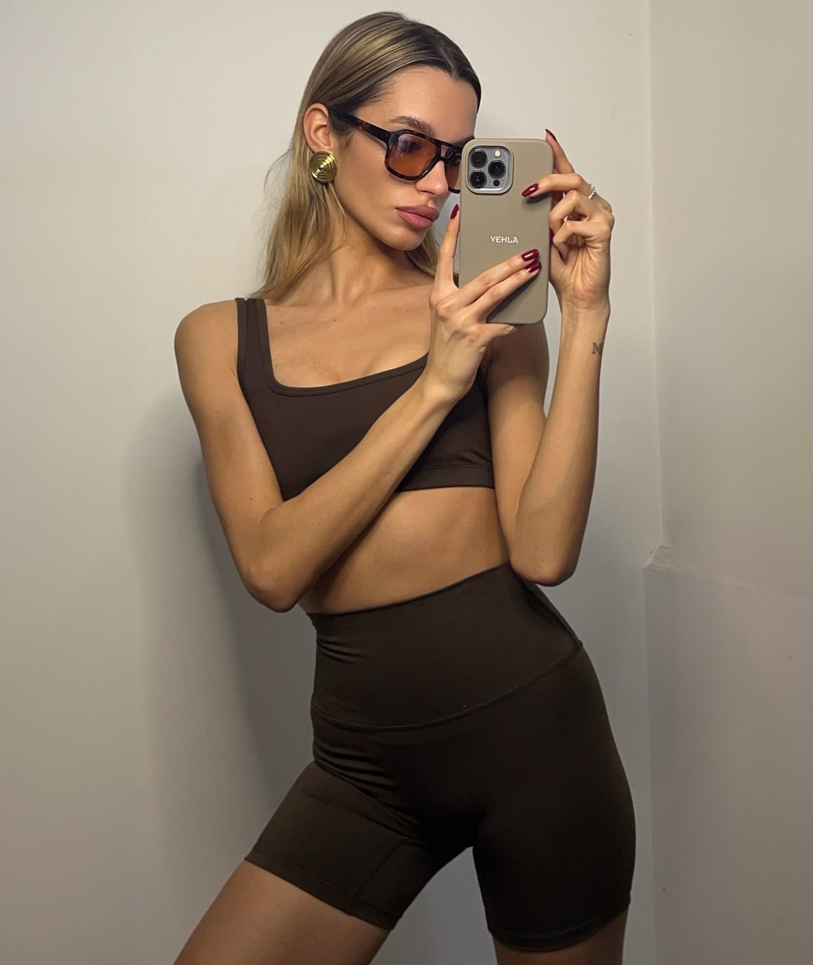 VEHLA BIKE SHORTS - CHOC - Shorts