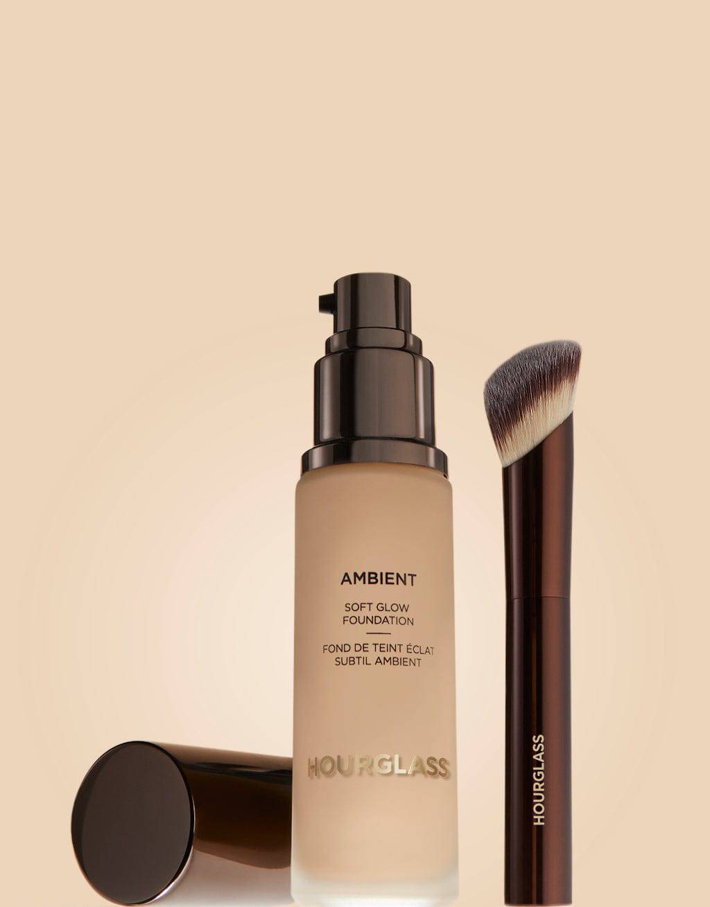 Hourglass Ambient Soft Glow Foundation Brush - Foundation Brush