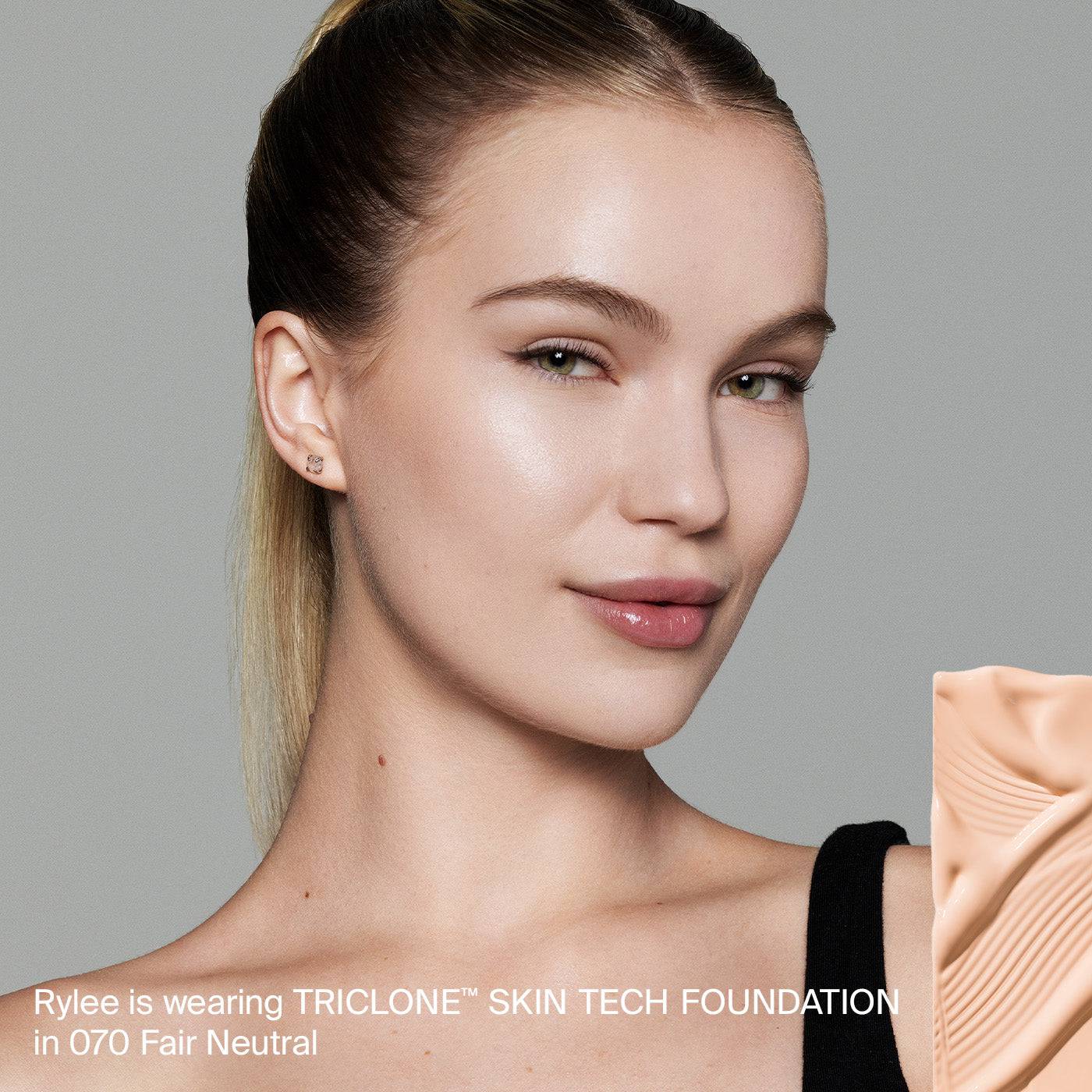 Haus Labs Triclone™ Skin Tech Medium Coverage Foundation - Foundation