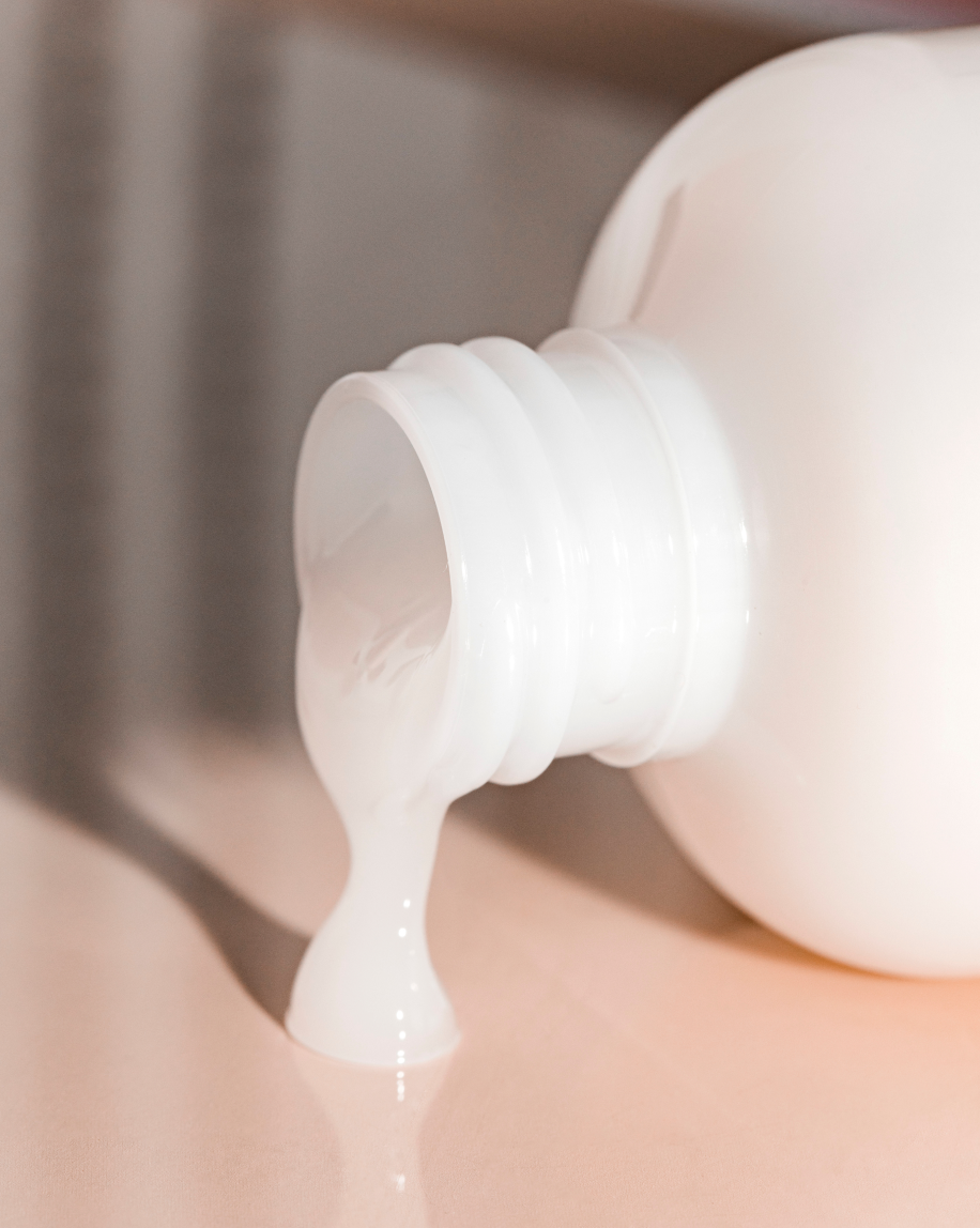 Glossier Milky Jelly Cleanser - Cleanser