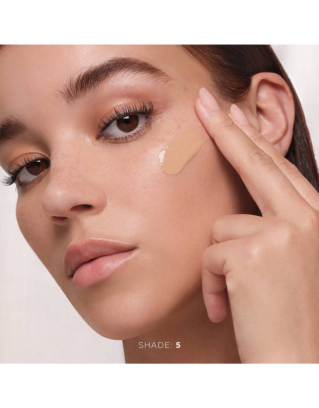 Hourglass Veil Hydrating Skin Tint - Hydrating Foundation