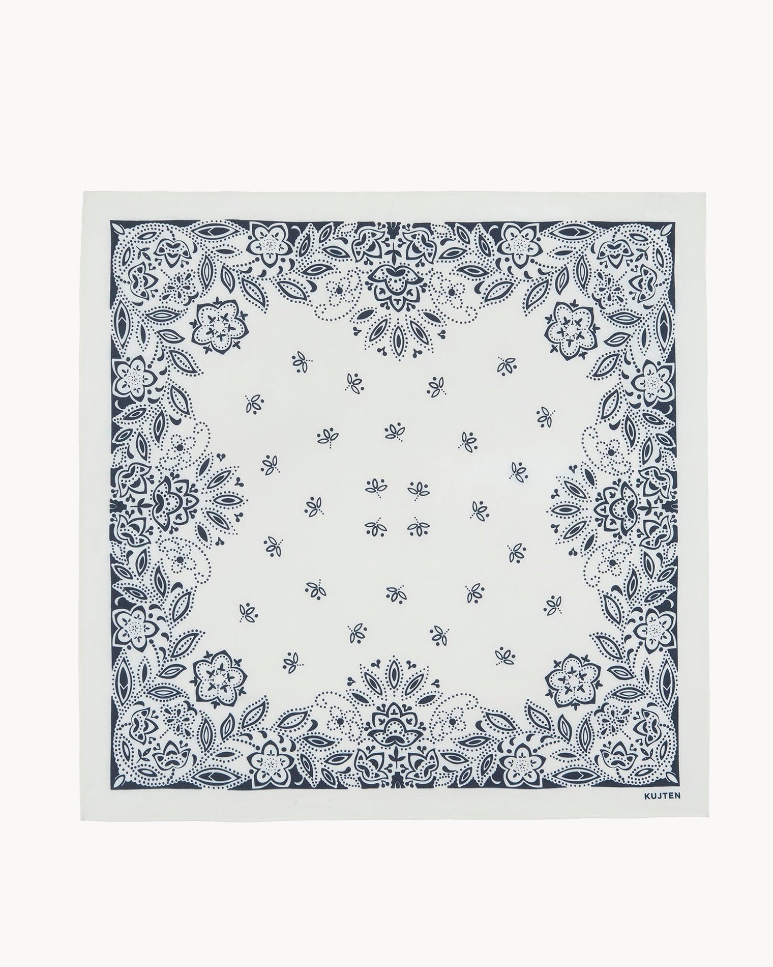 KUJTEN Large Bandana Helia White