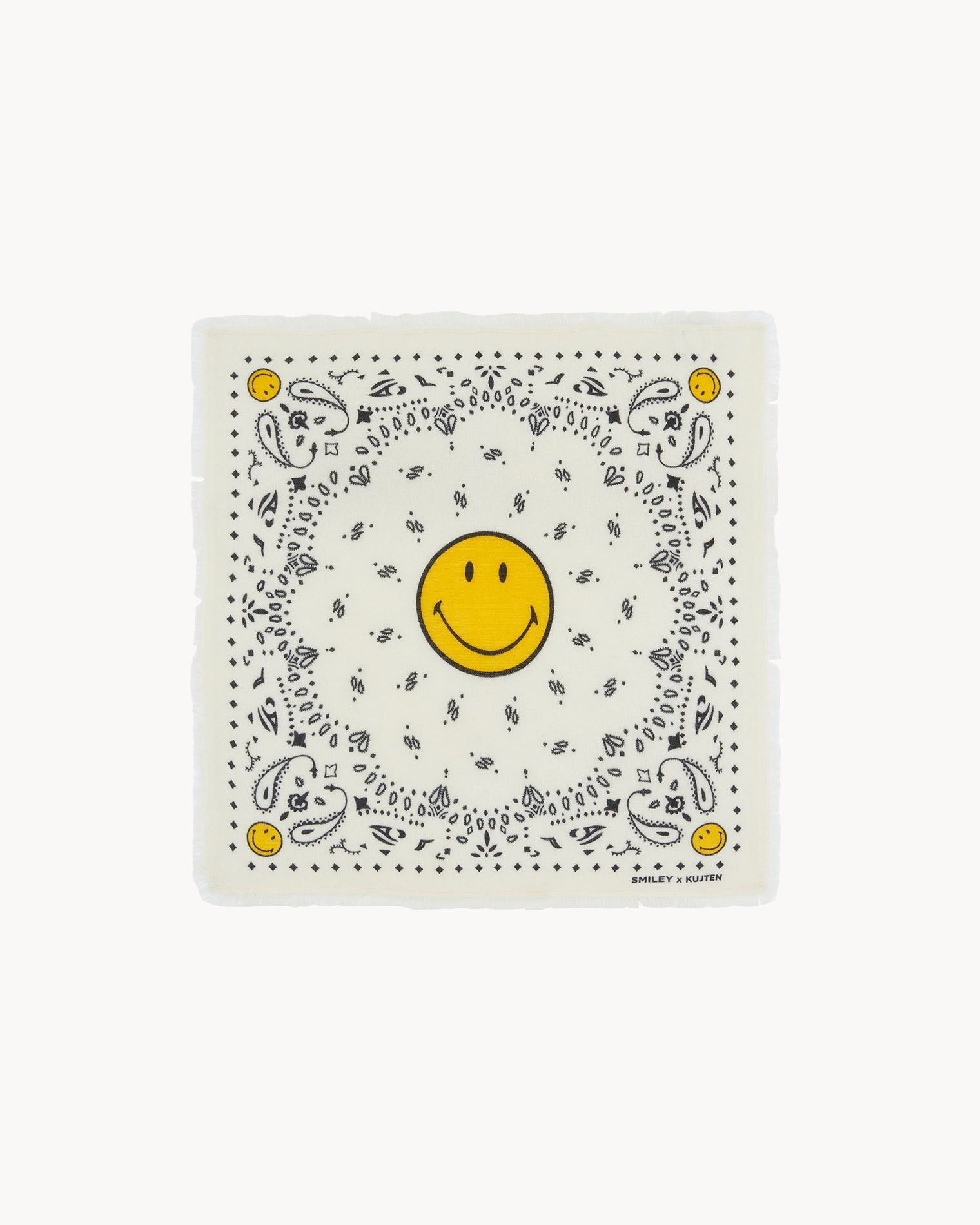 KUJTEN Small Bandana Hachi Smiley White