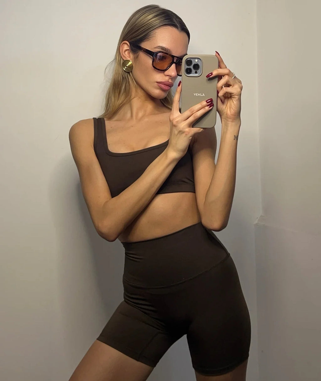 VEHLA BIKE SHORTS - CHOC - Shorts