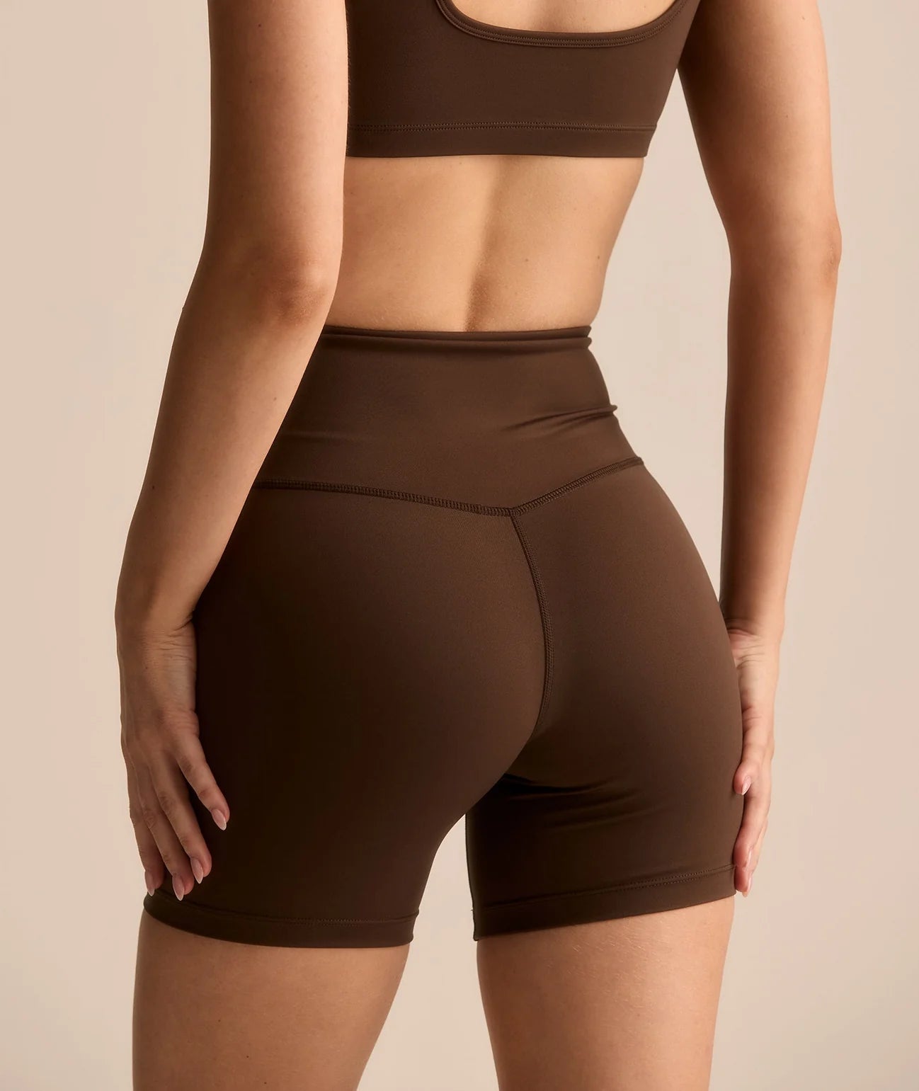 VEHLA BIKE SHORTS - CHOC - Shorts