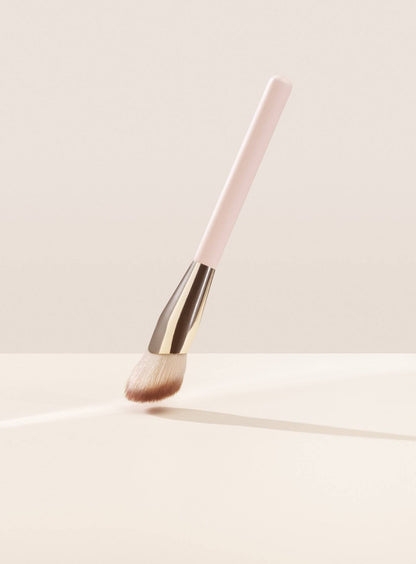 Rare Beauty Soft Pinch Liquid Blush Brush - Blush Brush