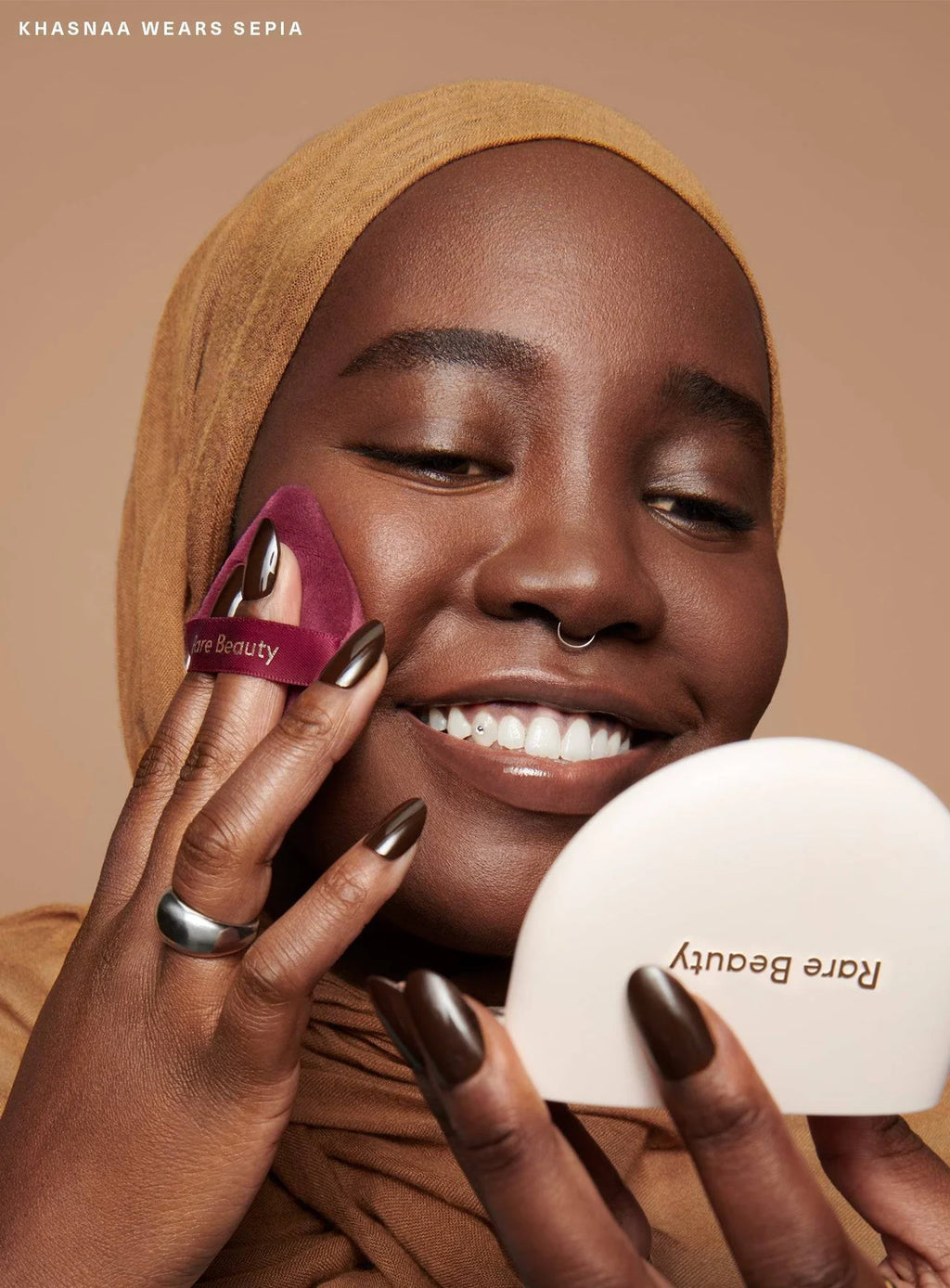 Rare Beauty Soft Touch Powder Puff - Powder Sponge