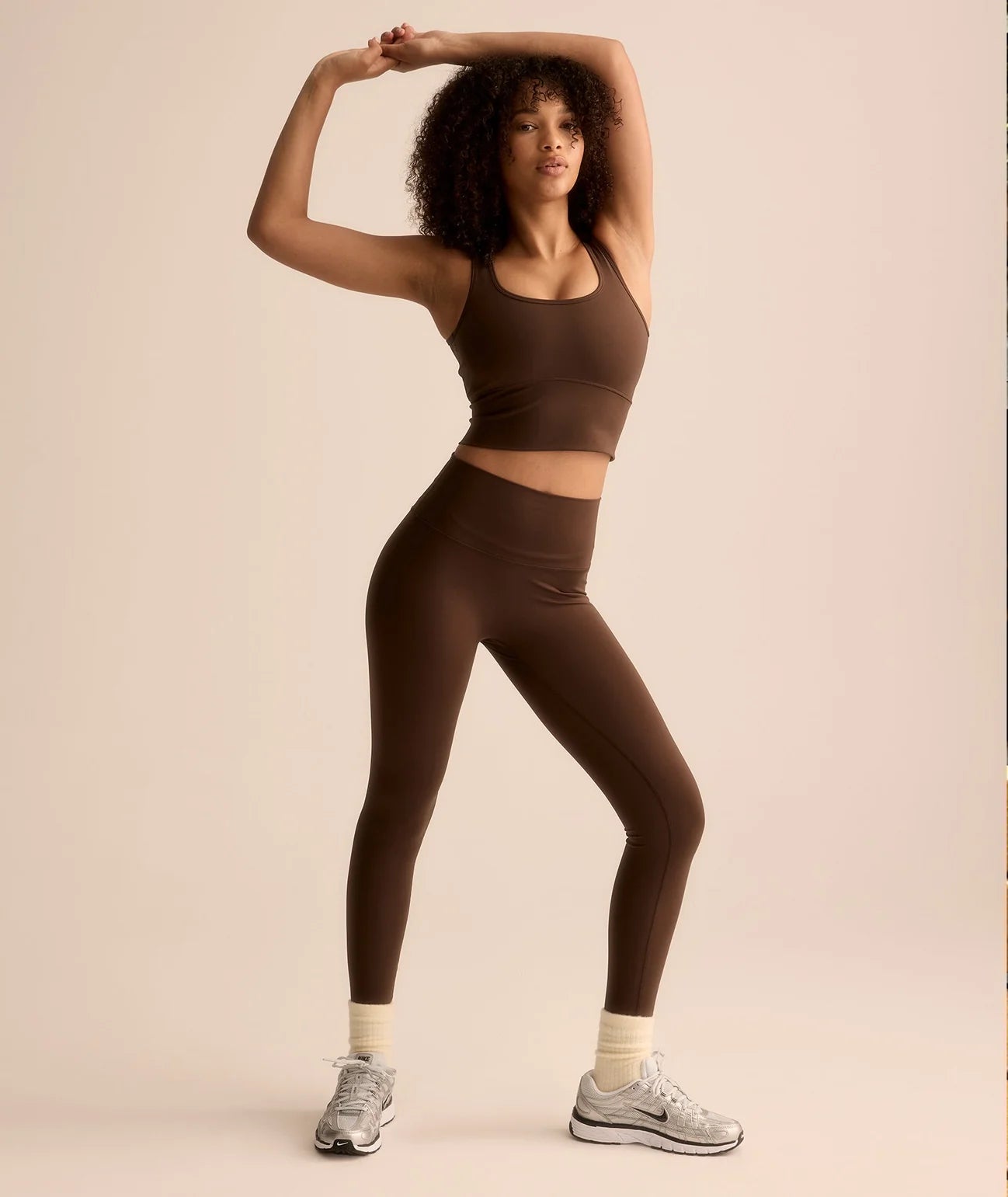 VEHLA CROPPED TANK - CHOC - Crop Athlete