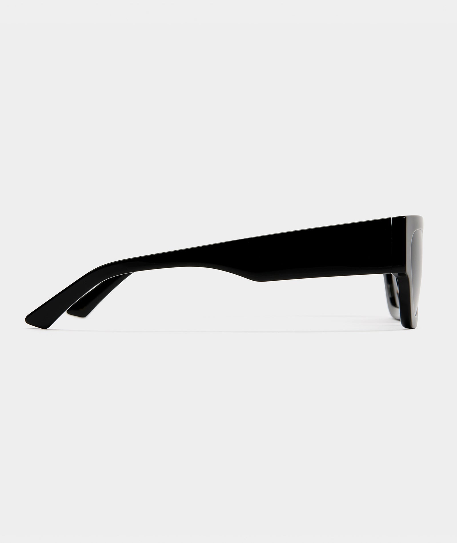 VEHLA Finn - Black/Smoke - Sunglasses