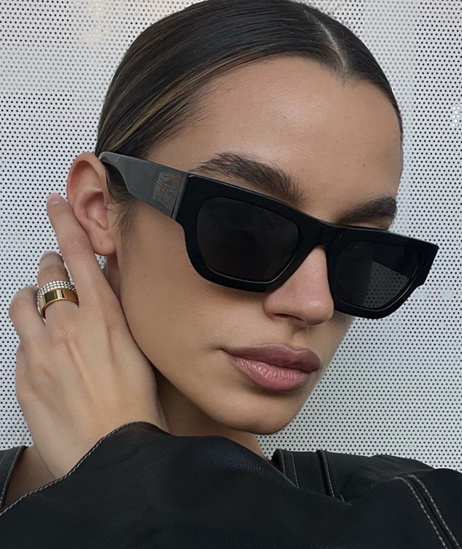 VEHLA Finn - Black/Smoke - Sunglasses