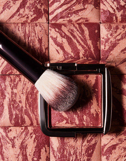 Hourglass Ambient™ Lighting Blush - Illuminating Blush