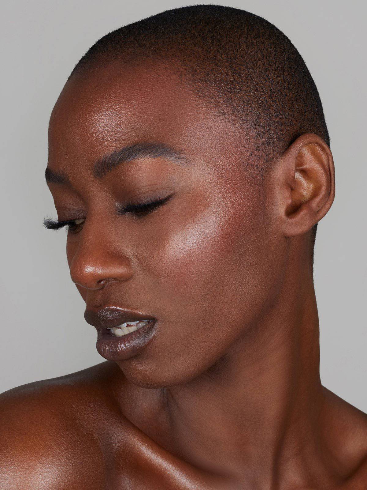Refy Gloss Highlighter - Brightening Highlighter