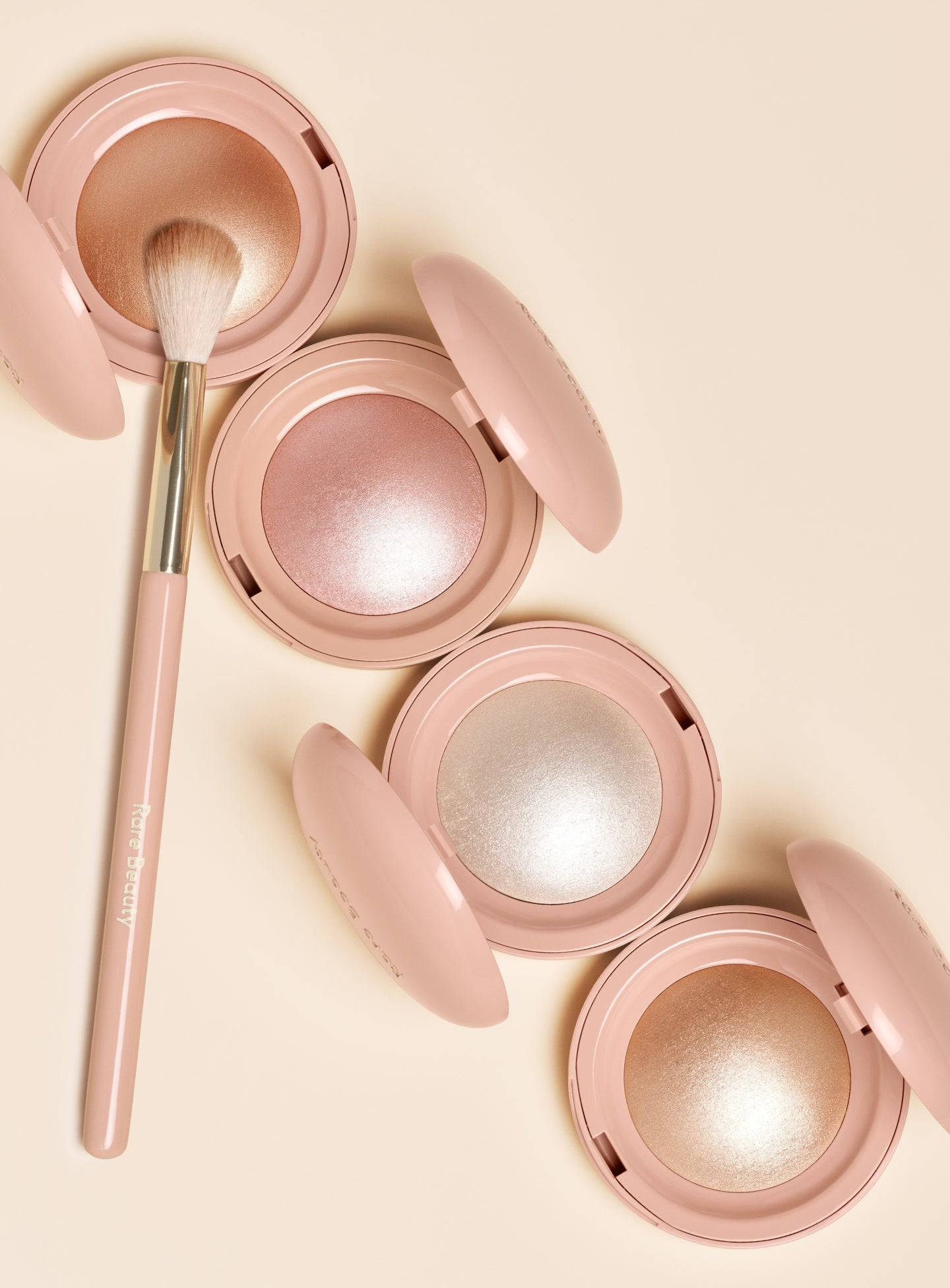 Rare Beauty Positive Light Silky Touch Precision - Highlighter Brush