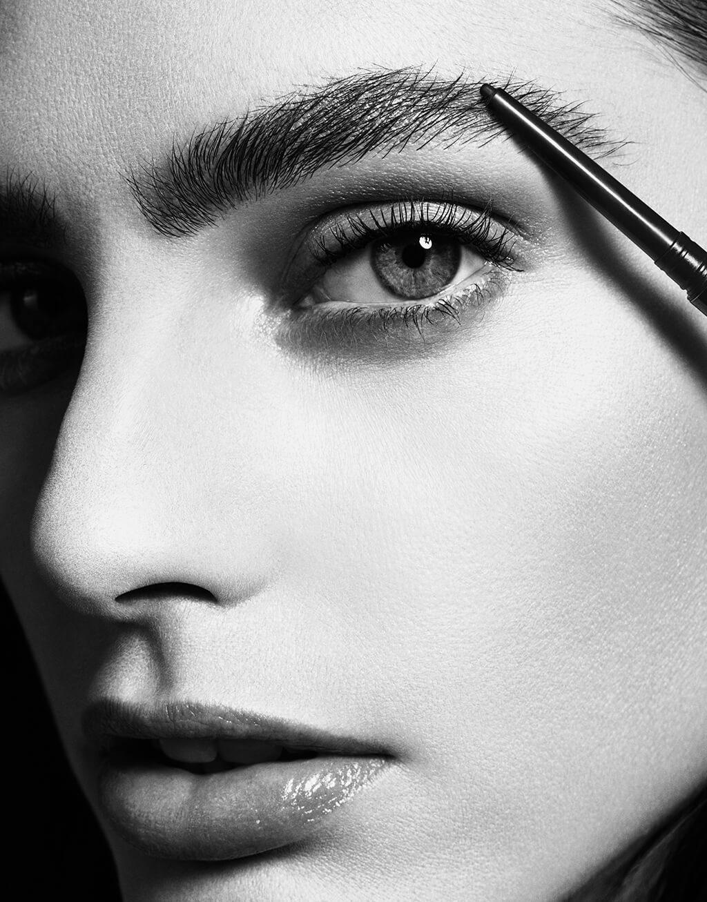 Hourglass Arch™ Brow Micro Sculpting Pencil - Shaping Pencil